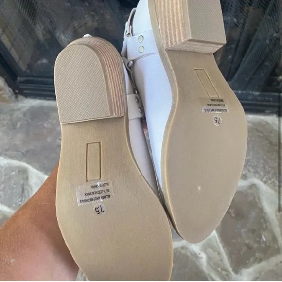 DOLCE VITA Dennys white western horsebit cowboy ankle booties block heel - Picture 6 of 6